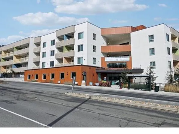 600 Roble Ave #409, Pinole, CA 94564