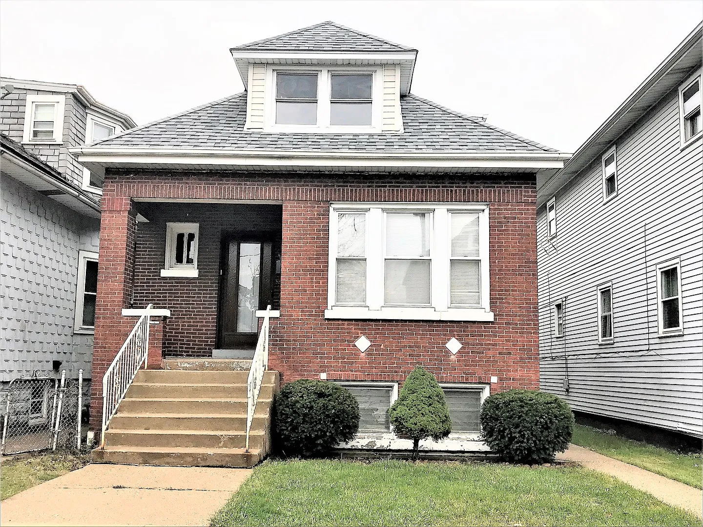 5029 S Kildare Ave photo 1