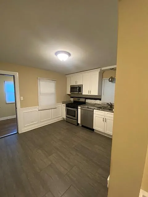 3 bed, $1,950 — Photo 4