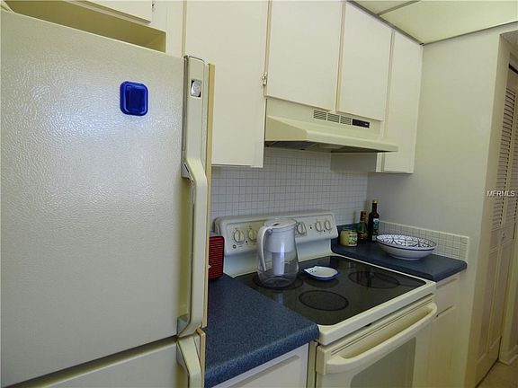 3rd image of 2750 E Bay Dr APT 12D
