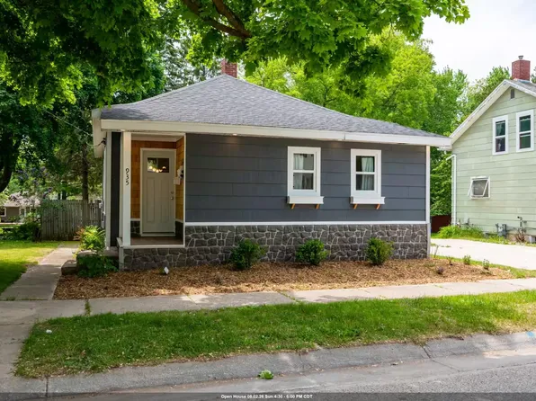 935 Quincy St, Sturgeon Bay, WI 54235
