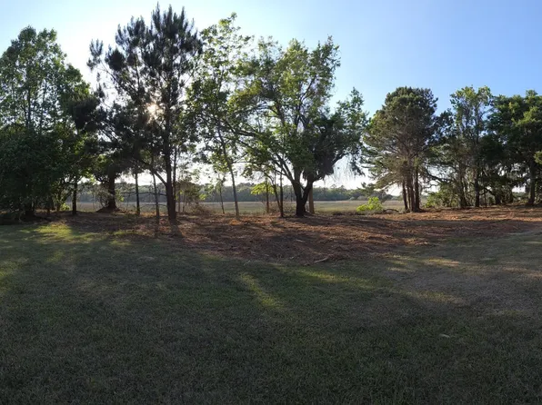 34 Bermuda Inlet Dr, Saint Helena Island, SC 29920