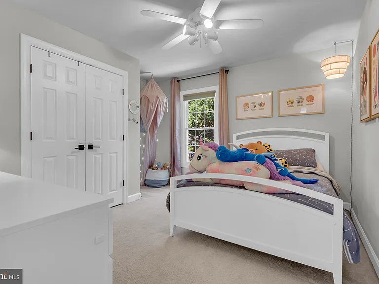 2816 Bargate Ct — Photo 36