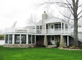253 Lake Dr Clear Lk, Fremont, IN 46737