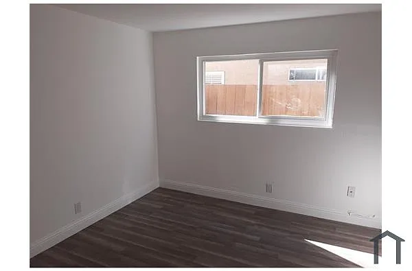 Building Photo - 1722 Sutter Ave #1