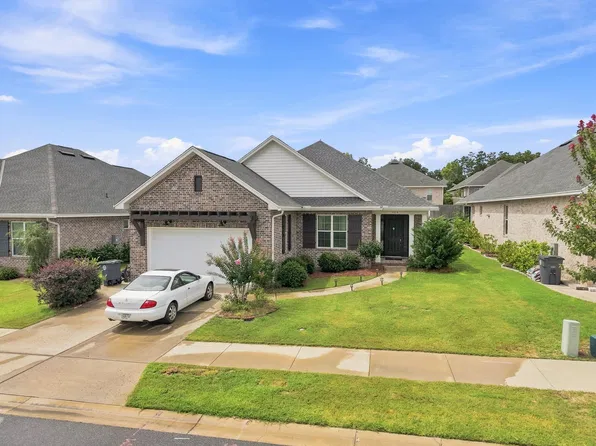 104 Hornet Ln, Valparaiso, FL 32580