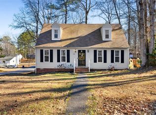 1701 Treewood Ln, North Chesterfield, VA 23235