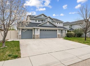 2914 W Sunny Cv, Meridian, ID 83646