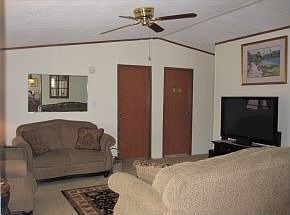 3rd image of 181 Diana Ave