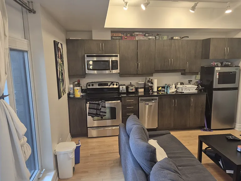 245 Kent St #907 — Photo 5