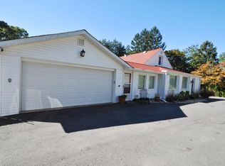 3533 Woodburn Rd, Annandale, VA 22003