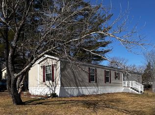 7 Pine Rd, Belmont, ME 04952