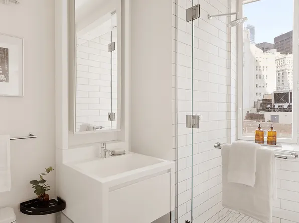 15 William Street 33I image 18 of 18