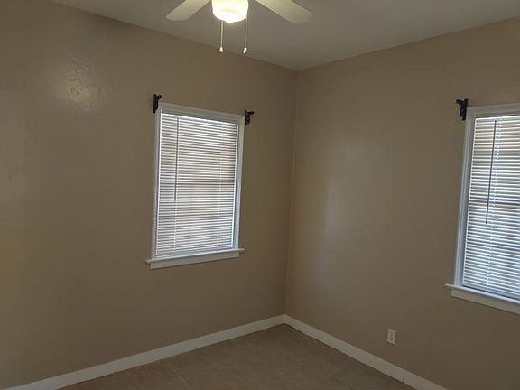 4th image of 4003 N Stone Ave