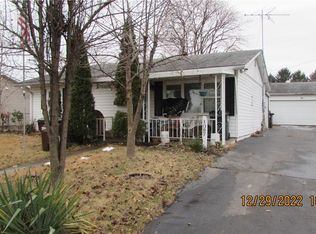 1097 Stewart Ave, Xenia, OH 45385