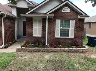 303 Estate Dr, Hutto, TX 78634