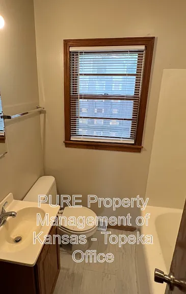 641 SW Oakley Ave — Photo 12