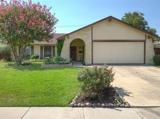 2709 Elk Grove Rd, Carrollton, TX 75007