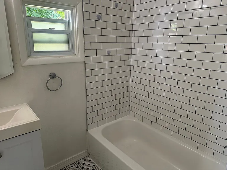 800 Tuckerton Ave #2 — Photo 13