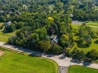 W330S7098 County Road E, Mukwonago, WI 53149