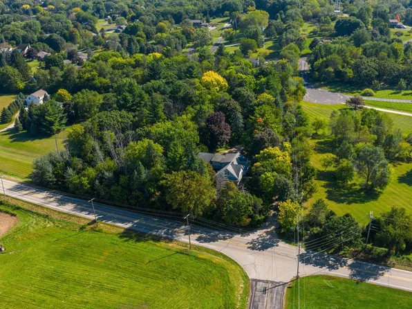 W330S7098 County Road E, Mukwonago, WI 53149