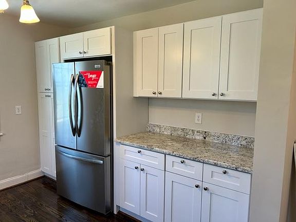 4th image of 55 Ward St #1