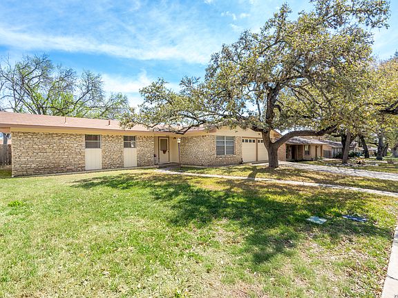 2nd image of 11122 Cedar Elm