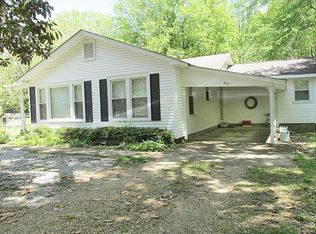 484 Feemster Lake Rd, Tupelo, MS 38804