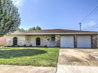 1102 S Amy Dr, Deer Park, TX 77536