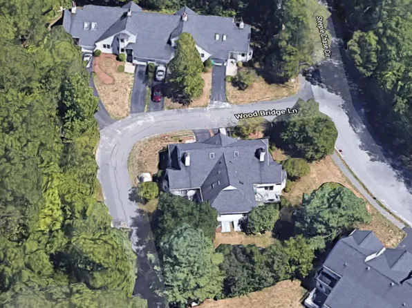 11 Steeple Chase Cir Unit 11, Attleboro, MA 02703