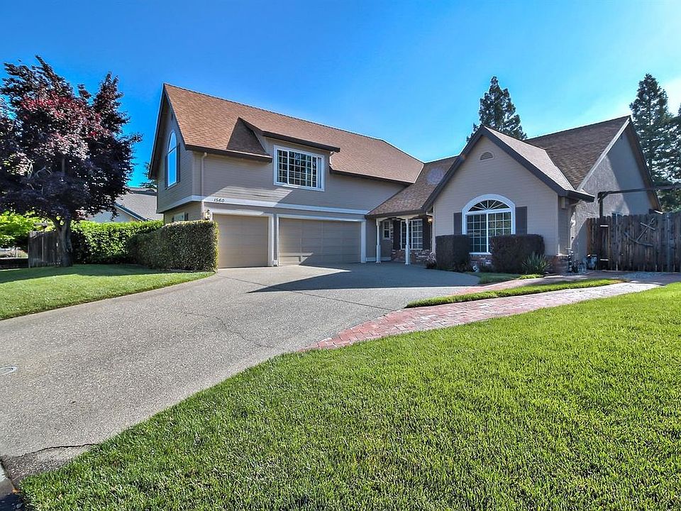 1st image of 1560 Misty Wood Dr