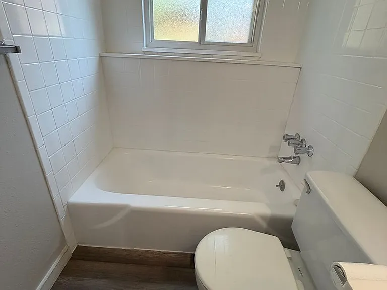 1805 Earlyview Ct — Photo 15