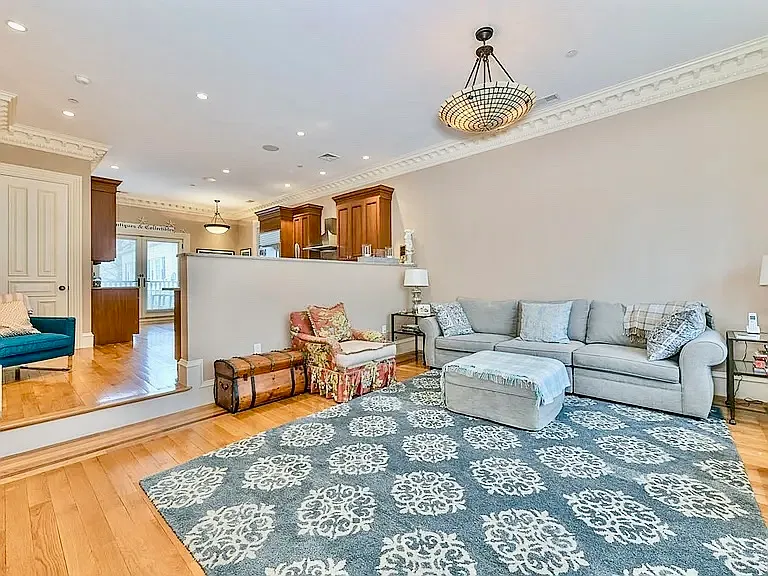 61 M St #1 — Photo 6