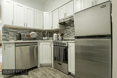 Rented by ZealEstate Group Inc