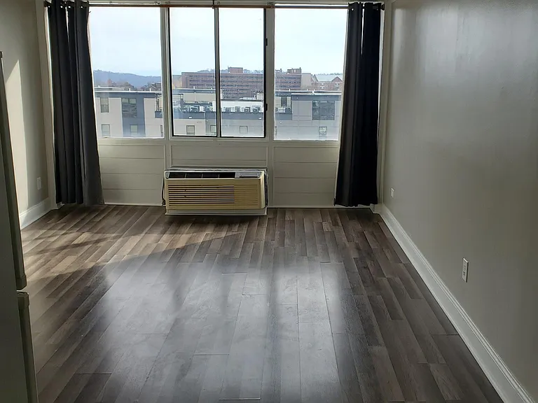 1700 Clinch Ave #519 — Photo 2