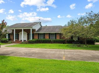 261 Lakeview Dr NE, Lancaster, OH