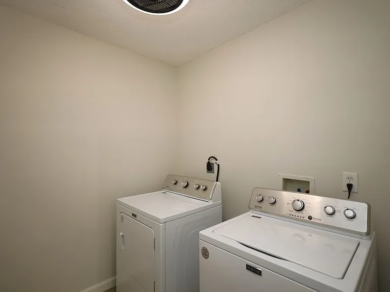 4125 Springruff Dr — Photo 13