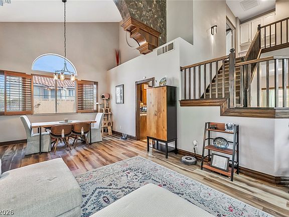 4th image of 9248 Evergreen Canyon Dr
