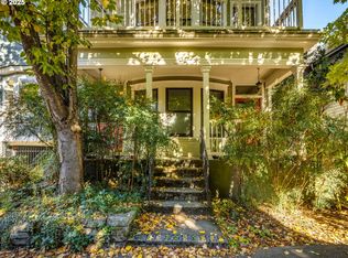 2137 NW Everett St APT B, Portland, OR 97210