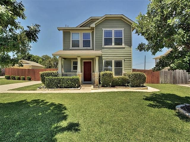 1st image of 2404 Bluffstone Dr