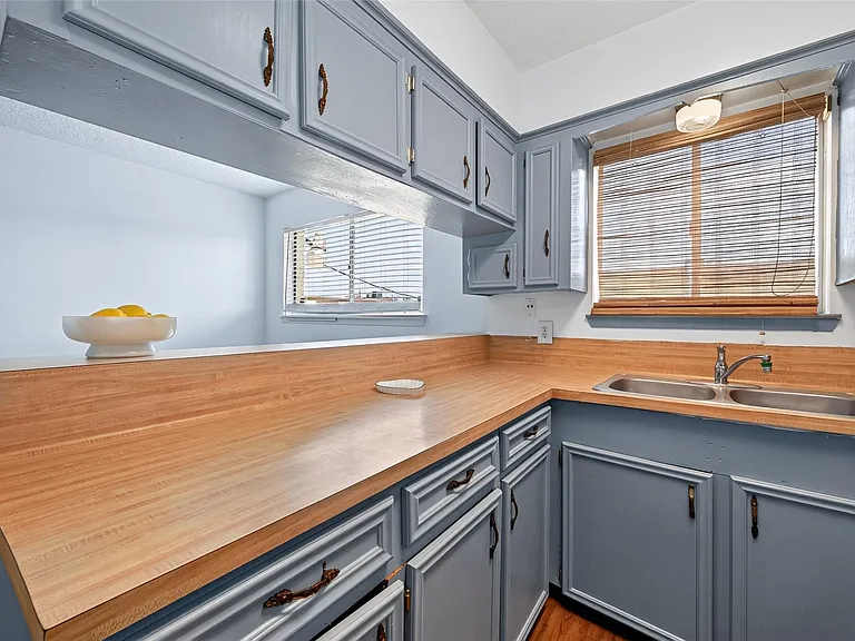 7714 Renwick Dr #D13 — Photo 12