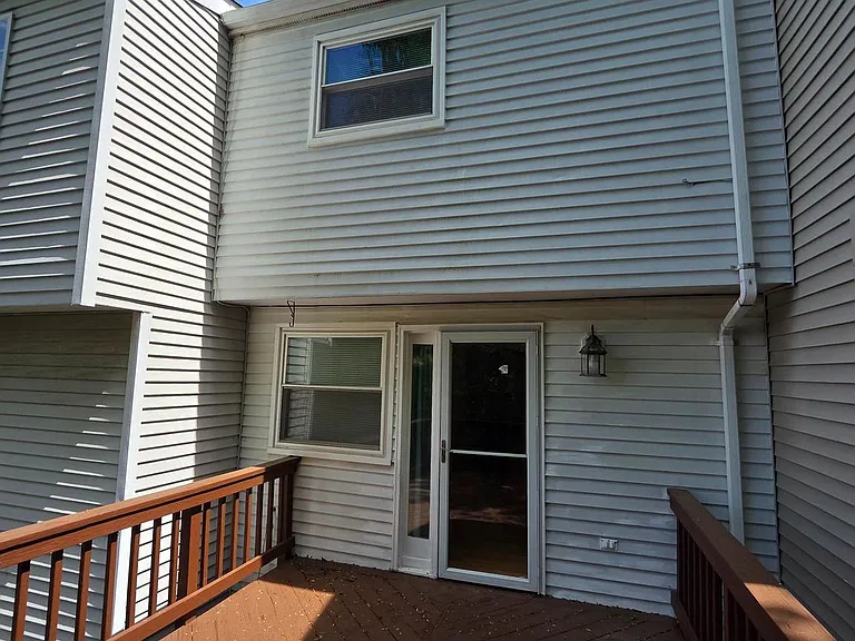 8332 Rocky Forge Ct — Photo 5