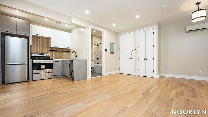 1st image of 336 Bleecker St #1E