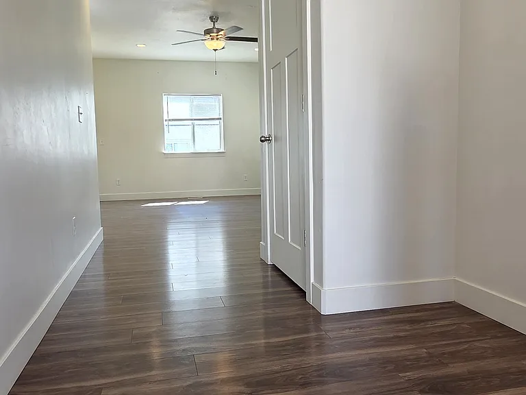 4697 E Breezy Patch Rd — Photo 10
