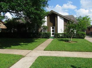 10347 Sageglow Dr, Houston, TX 77089