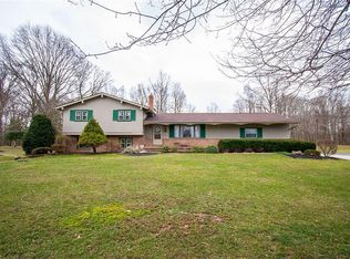 3785 McCarty Dr, Canfield, OH
