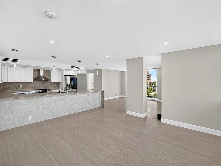 209 N Fort Lauderdale Beach Blvd #8A — Photo 19
