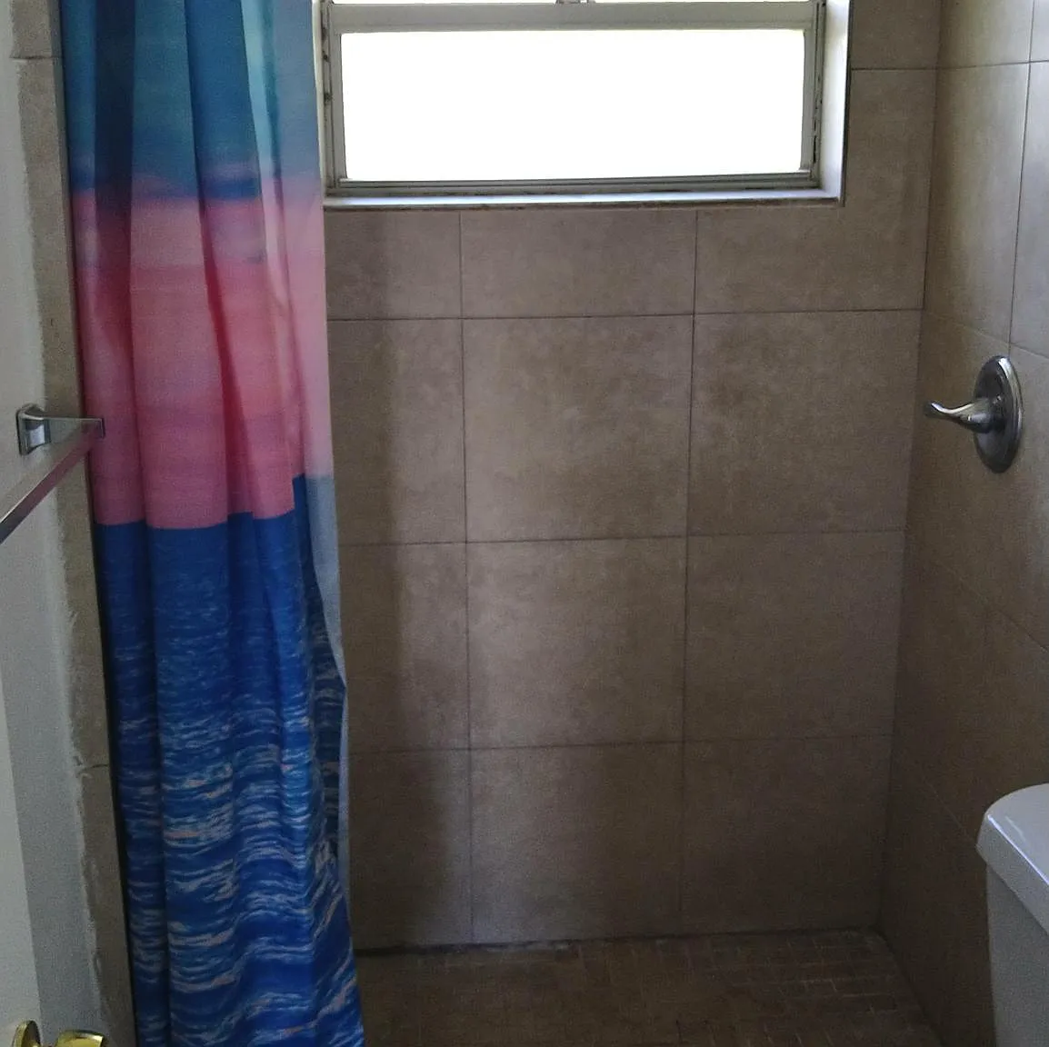 713 NW 4th Ave — Photo 2