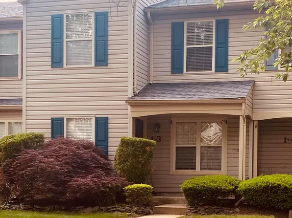 1 Whistler Dr APT 3, Freehold, NJ 07728
