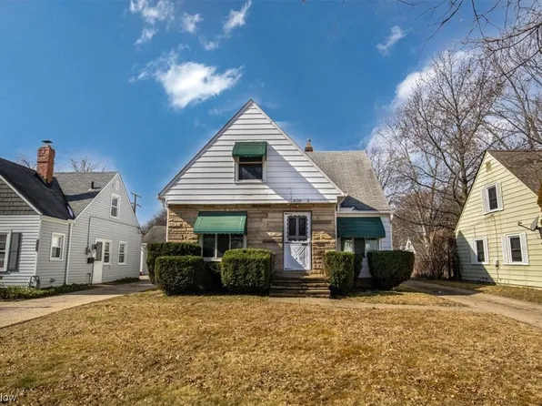 6850 Greenleaf Ave, Parma Heights, OH 44130